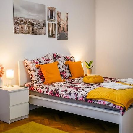 Ultracentral Golden Gatehouse 3 Bdrm Bukareszt Zewnętrze zdjęcie