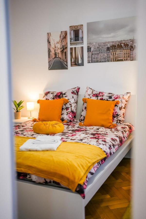 Ultracentral Golden Gatehouse 3 Bdrm Bukareszt Zewnętrze zdjęcie