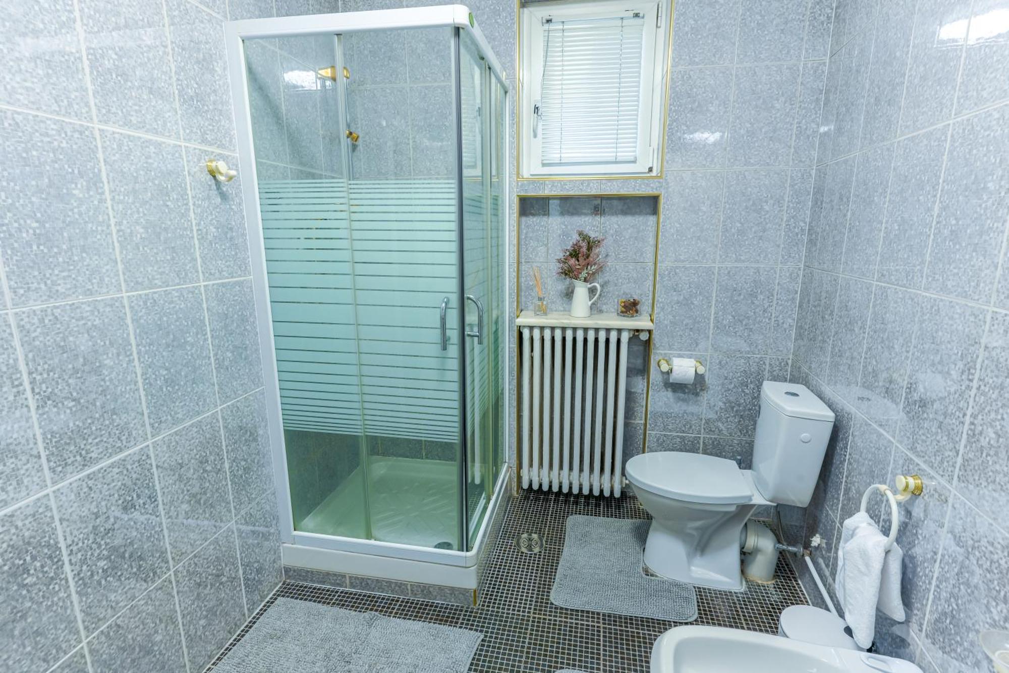 Ultracentral Golden Gatehouse 3 Bdrm Bukareszt Zewnętrze zdjęcie