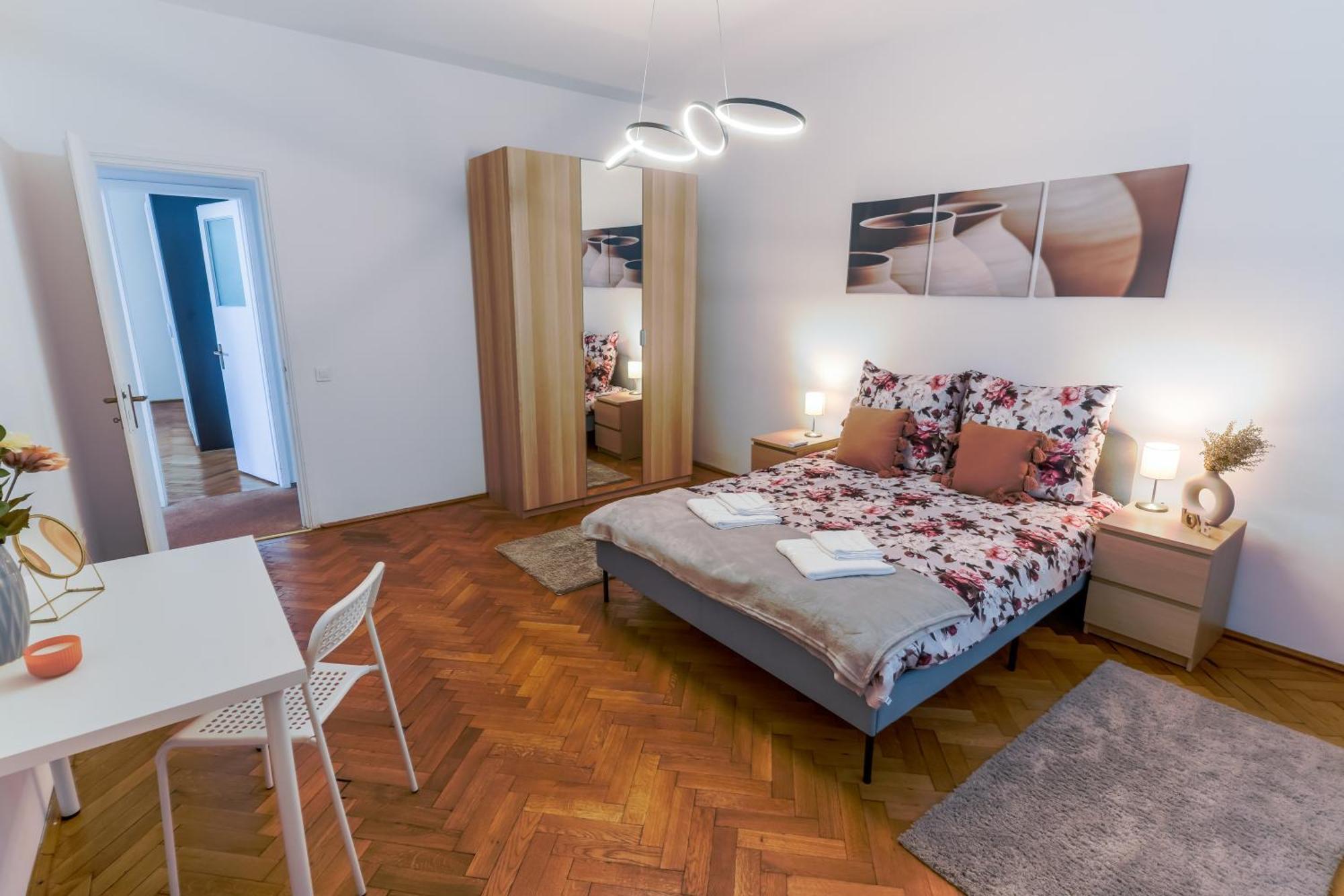 Ultracentral Golden Gatehouse 3 Bdrm Bukareszt Zewnętrze zdjęcie